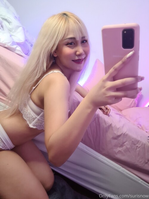 Suri / surisnow Nude Leaked Onlyfans Photo Suri / surisnow Nude Leaked Onlyfans Photo