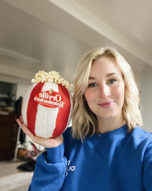 Youtube Cassie Popcorn Popcorn In Bed  Cassie Tremblay  