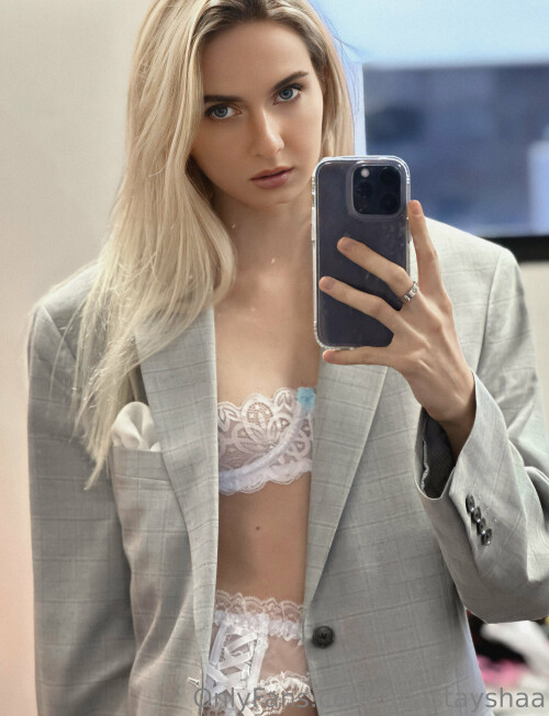 anastayshaa / stacy_swan Nude Leaked Onlyfans Photo anastayshaa / stacy_swan Nude Leaked Onlyfans Photo