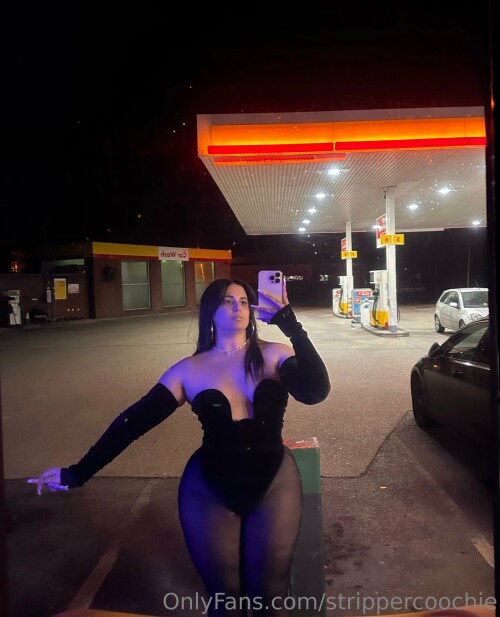 Mel Farahmand / strippercoochie Nude Leaked Onlyfans Photo Mel Farahmand / strippercoochie Nude Leaked Onlyfans Photo