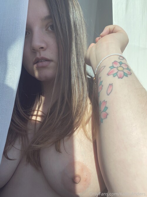 Katie & Rose Anders | katieandrose Nude Leaked Onlyfans Photo Katie & Rose Anders | katieandrose Nude Leaked Onlyfans Photo