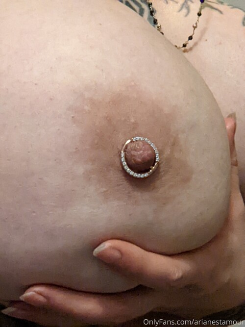 Ariane Saint Amour Nude Leaked Onlyfans Photo Ariane Saint Amour Nude Leaked Onlyfans Photo
