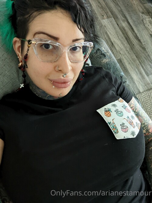 Ariane Saint Amour Nude Leaked Onlyfans Photo Ariane Saint Amour Nude Leaked Onlyfans Photo