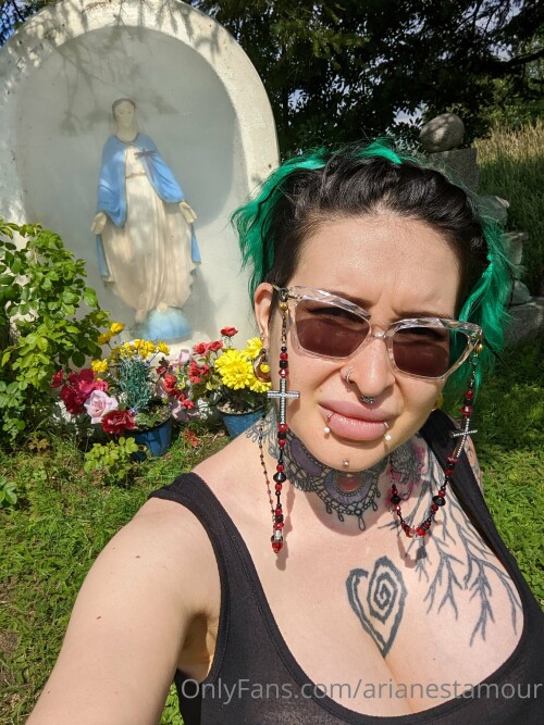 Ariane Saint Amour Nude Leaked Onlyfans Photo Ariane Saint Amour Nude Leaked Onlyfans Photo