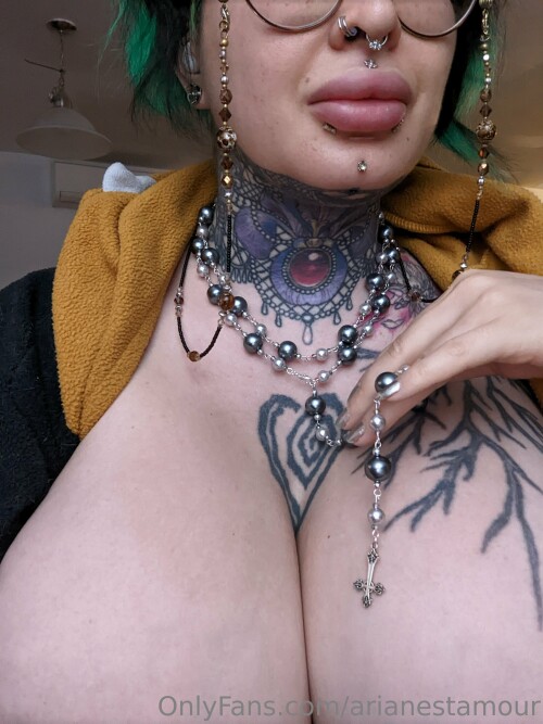 Ariane Saint Amour Nude Leaked Onlyfans Photo Ariane Saint Amour Nude Leaked Onlyfans Photo