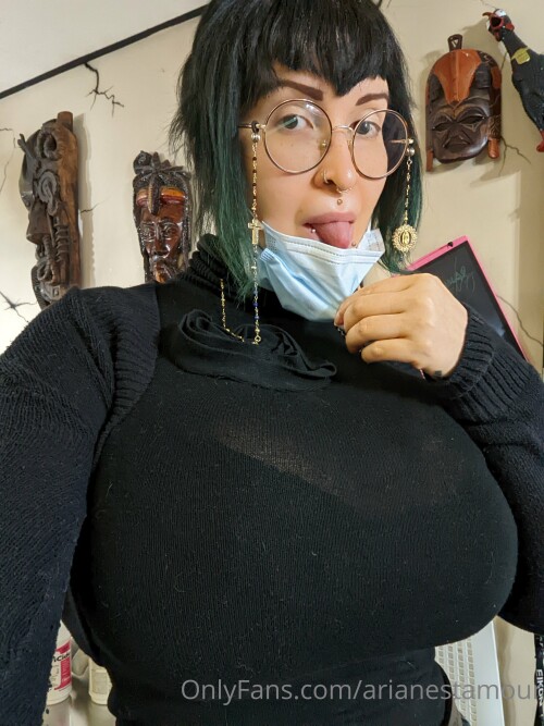 Ariane Saint Amour Nude Leaked Onlyfans Photo Ariane Saint Amour Nude Leaked Onlyfans Photo