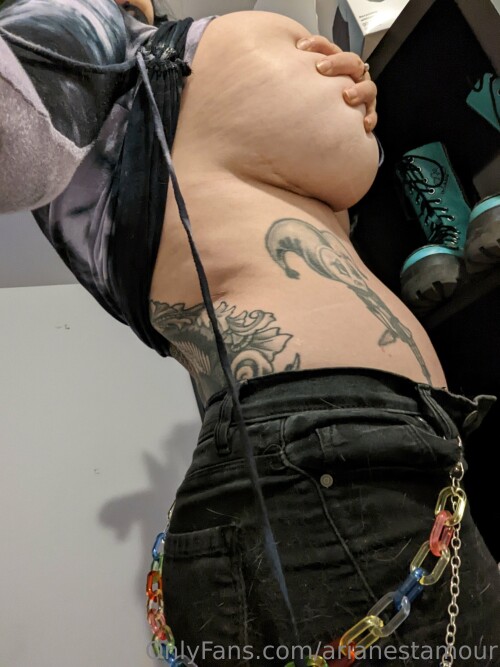 Ariane Saint Amour Nude Leaked Onlyfans Photo Ariane Saint Amour Nude Leaked Onlyfans Photo