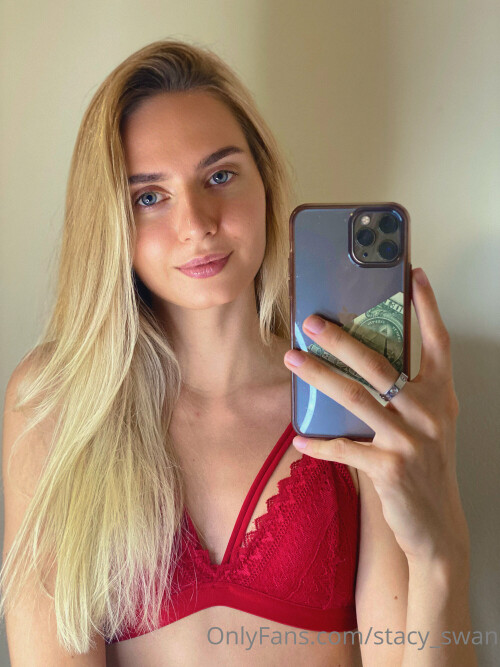 anastayshaa / stacy_swan Nude Leaked Onlyfans Photo anastayshaa / stacy_swan Nude Leaked Onlyfans Photo