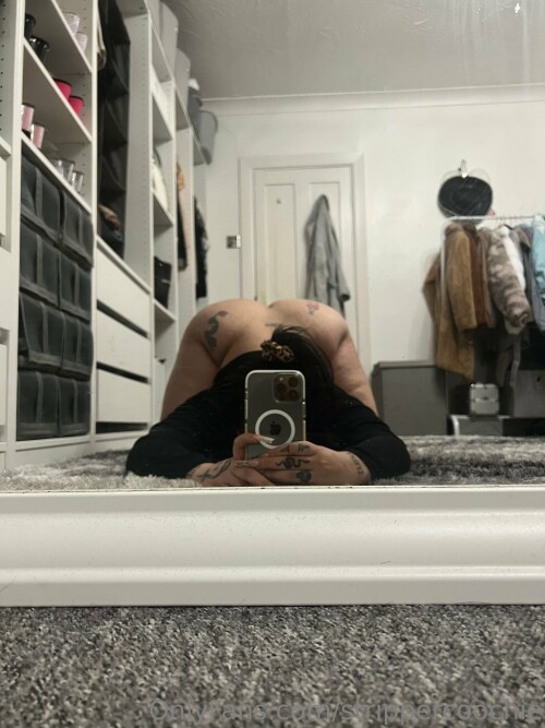 Mel Farahmand / strippercoochie Nude Leaked Onlyfans Photo Mel Farahmand / strippercoochie Nude Leaked Onlyfans Photo