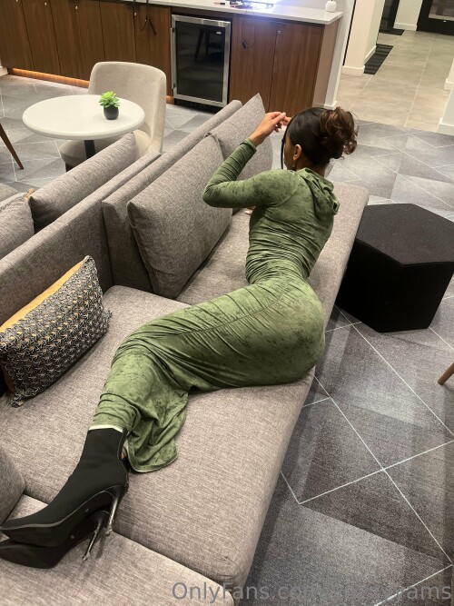 yazzyyams / Queen Yasmeena Nude Leaked Onlyfans Photo yazzyyams / Queen Yasmeena Nude Leaked Onlyfans Photo