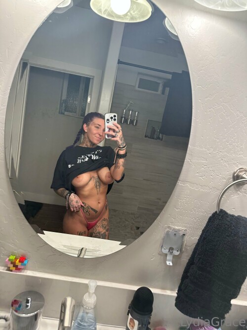 Lydia Grace | thirsttrip | trippylyd Nude Leaked Onlyfans Photo Lydia Grace | thirsttrip | trippylyd Nude Leaked Onlyfans Photo
