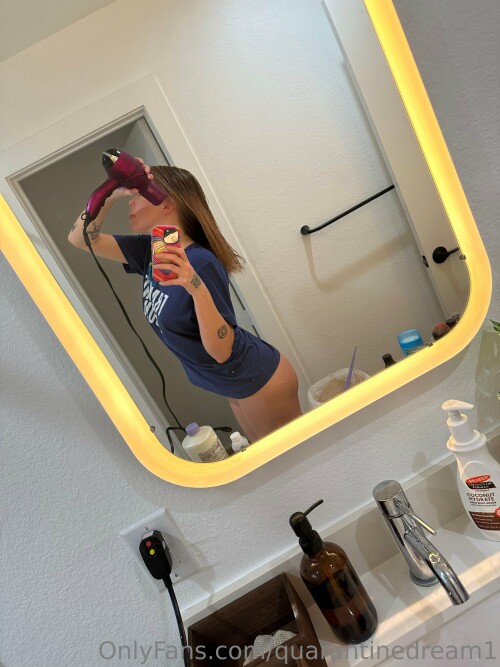 Della Dreams Nude Leaked Onlyfans Photo Della Dreams Nude Leaked Onlyfans Photo