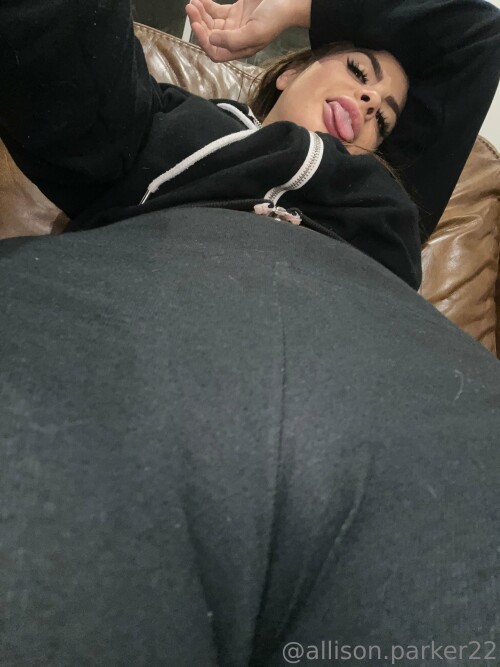 Allison Parker Nude Leaked Onlyfans Photo Allison Parker Nude Leaked Onlyfans Photo