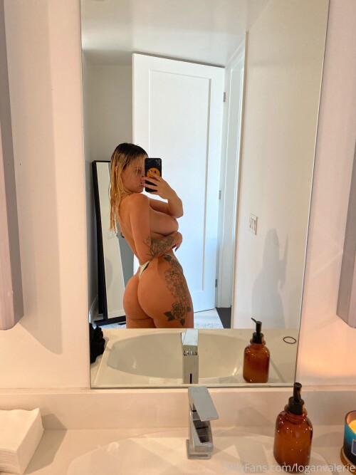 Logan Reese / Logan Valerie Nude Leaked Onlyfans Photo Logan Reese / Logan Valerie Nude Leaked Onlyfans Photo