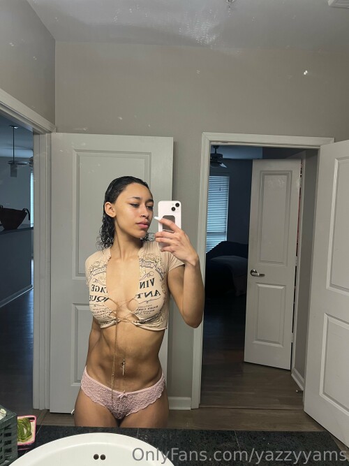 yazzyyams / Queen Yasmeena Nude Leaked Onlyfans Photo yazzyyams / Queen Yasmeena Nude Leaked Onlyfans Photo