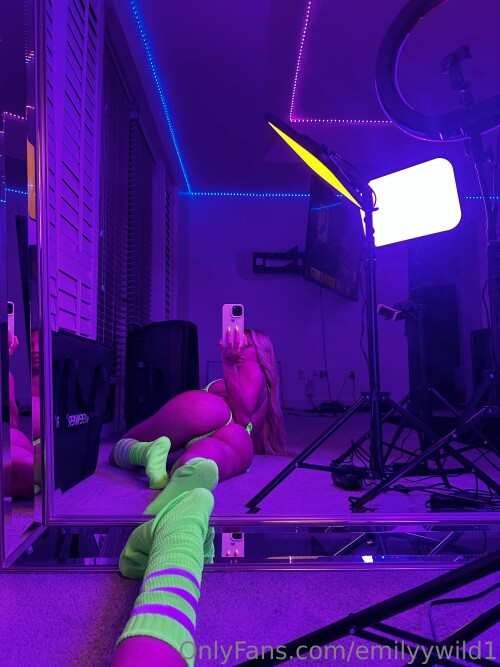 Emilyy Wild | emilyywild1 | ariirae Nude Leaked Onlyfans Photo Emilyy Wild | emilyywild1 | ariirae Nude Leaked Onlyfans Photo