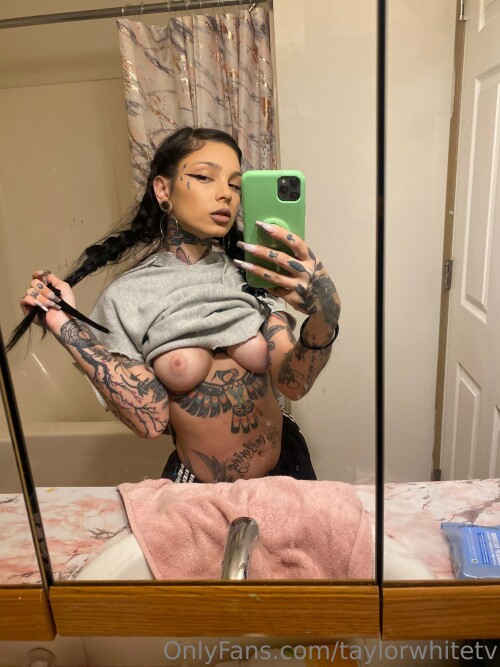 Taylor White | taylorwhitetv Nude Leaked Onlyfans Photo