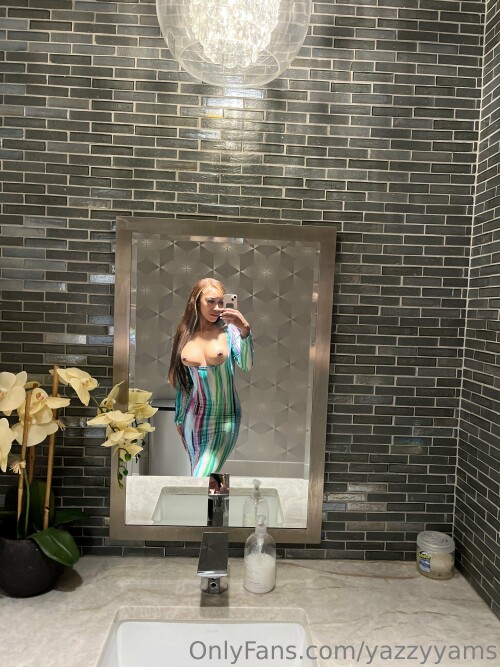 yazzyyams / Queen Yasmeena Nude Leaked Onlyfans Photo yazzyyams / Queen Yasmeena Nude Leaked Onlyfans Photo