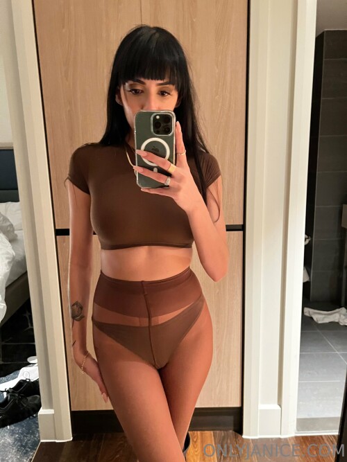 Janice Griffith Nude Leaked Onlyfans Photo