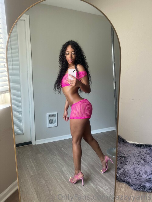 yazzyyams / Queen Yasmeena Nude Leaked Onlyfans Photo yazzyyams / Queen Yasmeena Nude Leaked Onlyfans Photo