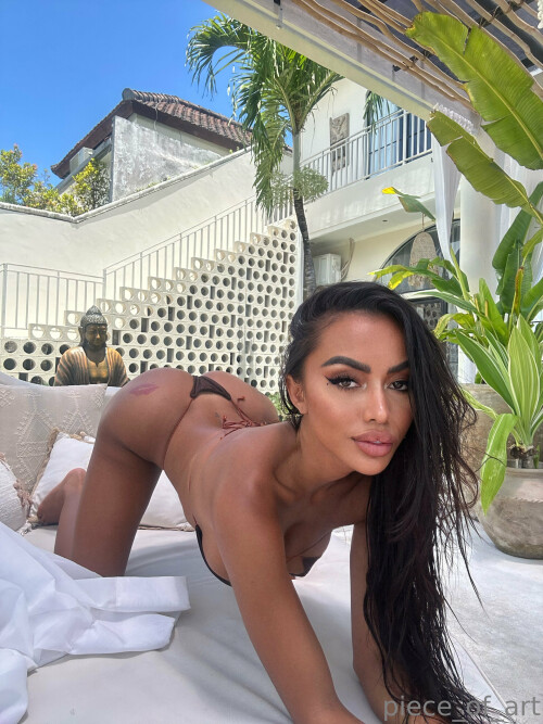 Carla Piece of Art Nude Leaked Onlyfans Photo Carla Piece of Art Nude Leaked Onlyfans Photo