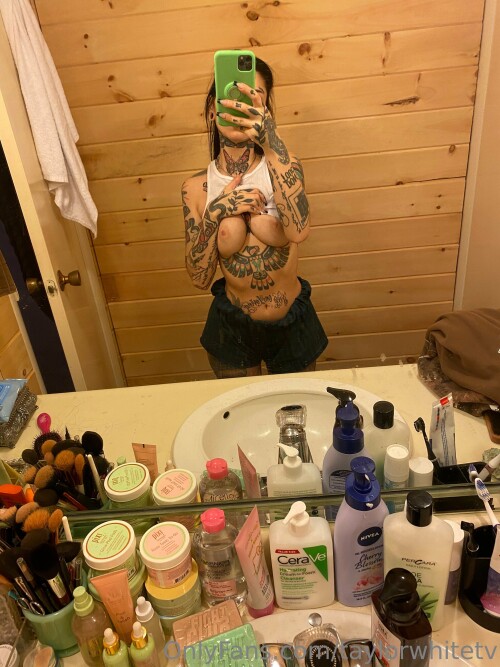 Taylor White | taylorwhitetv Nude Leaked Onlyfans Photo