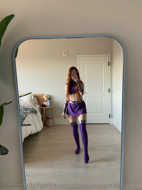 strawberrymilk_xoxo Nude Leaked Onlyfans Photo strawberrymilk_xoxo Nude Leaked Onlyfans Photo