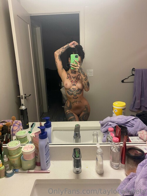 Taylor White | taylorwhitetv Nude Leaked Onlyfans Photo