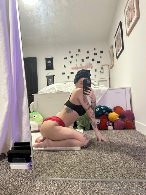 itsnatdog - mfbabyrain Nude Leaked Onlyfans Photo