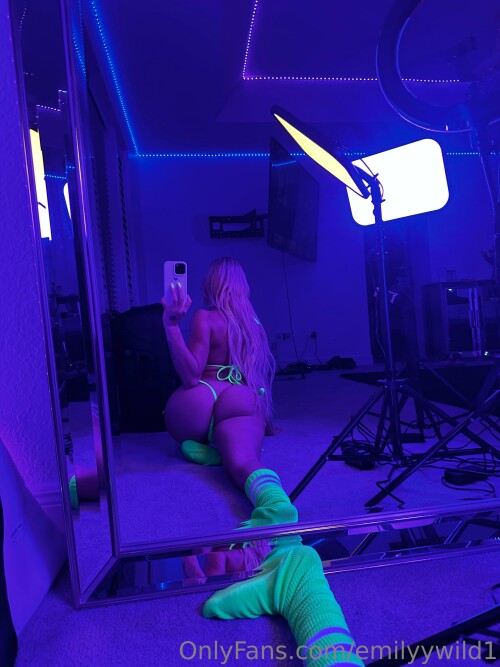 Emilyy Wild | emilyywild1 | ariirae Nude Leaked Onlyfans Photo Emilyy Wild | emilyywild1 | ariirae Nude Leaked Onlyfans Photo