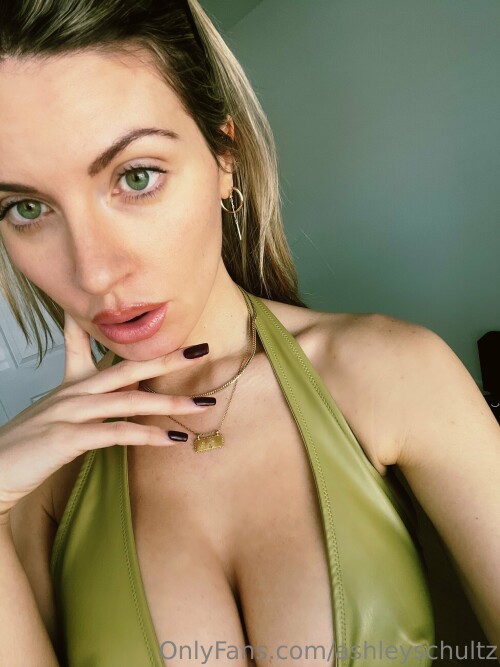 Ashley Schultz Nude Leaked Onlyfans Photo