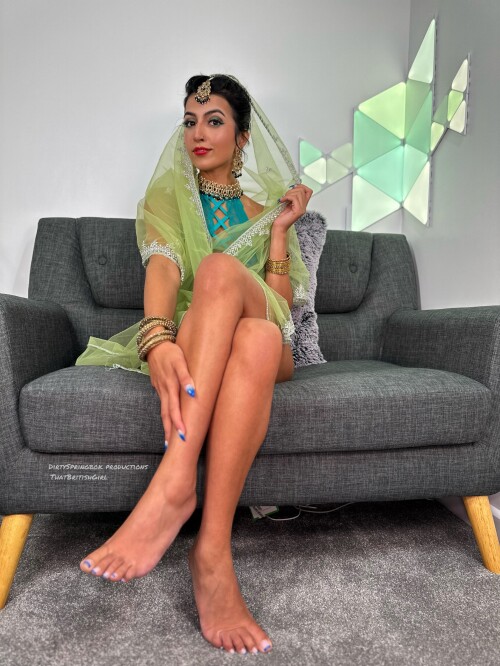 3026x4032_fc74afec990a5a0775f24b9fff9975d316a41570d68994a0.jpg