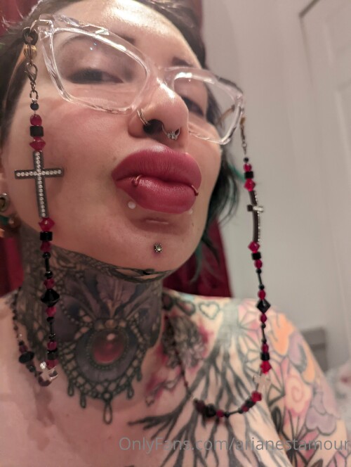 Ariane Saint Amour Nude Leaked Onlyfans Photo Ariane Saint Amour Nude Leaked Onlyfans Photo