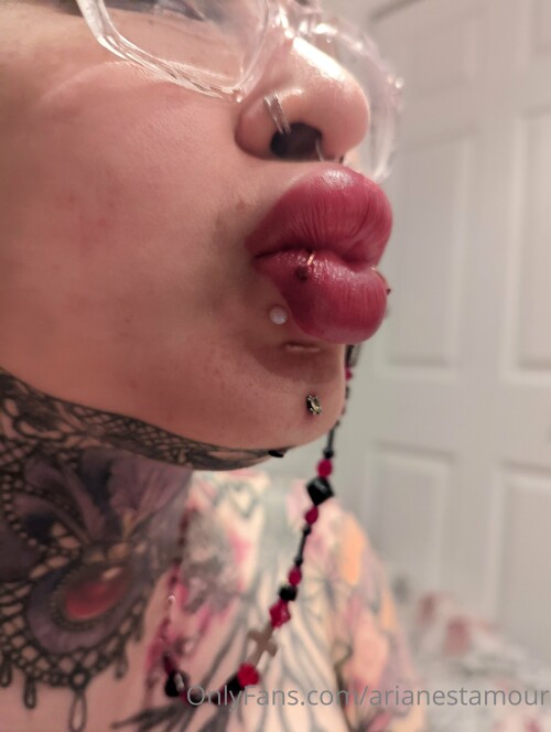 Ariane Saint Amour Nude Leaked Onlyfans Photo Ariane Saint Amour Nude Leaked Onlyfans Photo