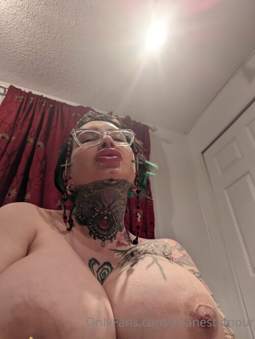 Ariane Saint Amour Nude Leaked Onlyfans Photo Ariane Saint Amour Nude Leaked Onlyfans Photo