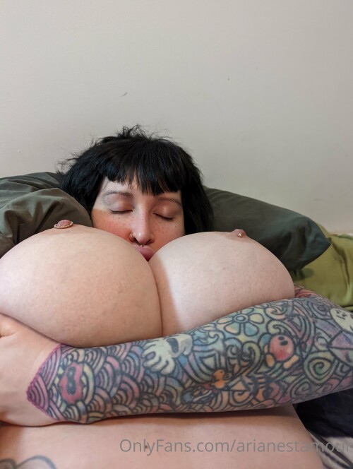 Ariane Saint Amour Nude Leaked Onlyfans Photo Ariane Saint Amour Nude Leaked Onlyfans Photo