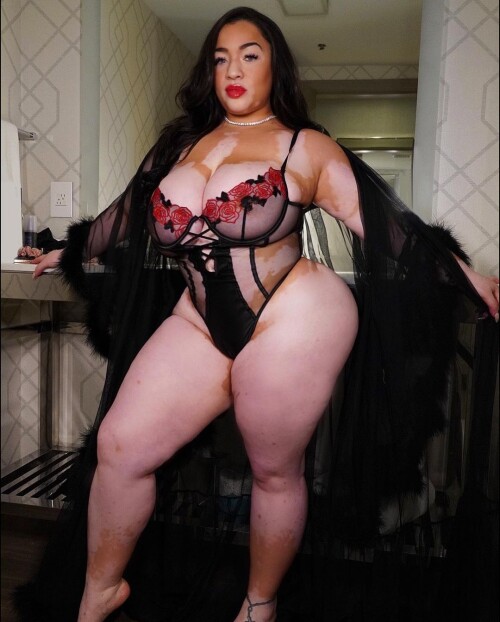Evie_Spice/YvetteMari Nude Leaked Onlyfans Photo Evie_Spice/YvetteMari Nude Leaked Onlyfans Photo