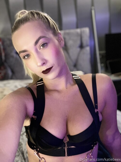 katiebeex Nude Leaked Onlyfans Photo katiebeex Nude Leaked Onlyfans Photo