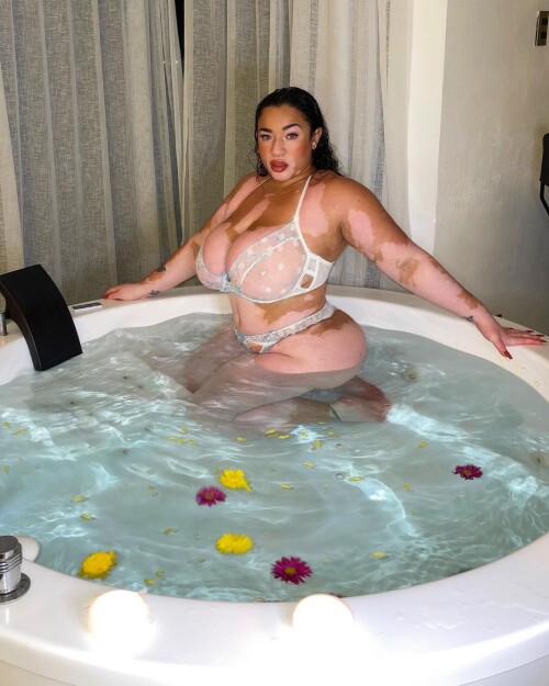 Evie_Spice/YvetteMari Nude Leaked Onlyfans Photo Evie_Spice/YvetteMari Nude Leaked Onlyfans Photo