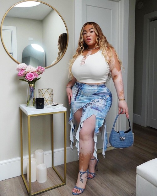 Evie_Spice/YvetteMari Nude Leaked Onlyfans Photo Evie_Spice/YvetteMari Nude Leaked Onlyfans Photo
