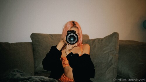 tinyyyk (aka kaylakipp) Nude Leaked Onlyfans Photo tinyyyk (aka kaylakipp) Nude Leaked Onlyfans Photo