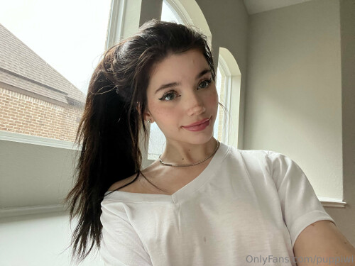 Grinchie/puppiwii Nude Leaked Onlyfans Photo Grinchie/puppiwii Nude Leaked Onlyfans Photo