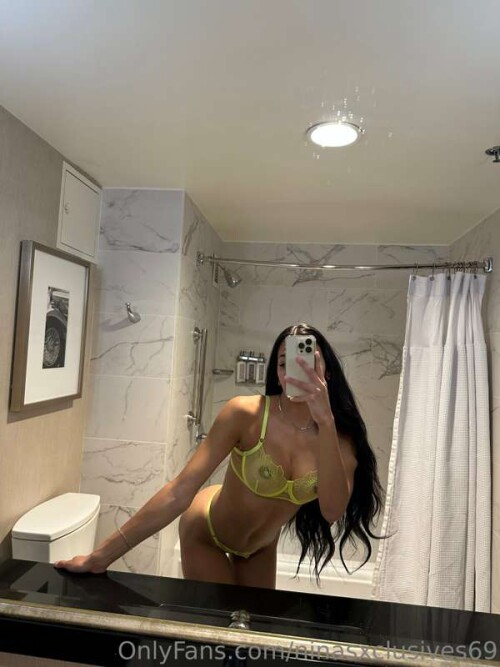 Nina Cavallero / ninasxclusives69 Nude Leaked Onlyfans Photo Nina Cavallero / ninasxclusives69 Nude Leaked Onlyfans Photo