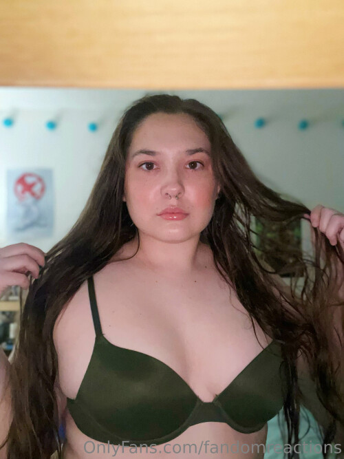 FandomReactions Nude Leaked Onlyfans Photo FandomReactions Nude Leaked Onlyfans Photo