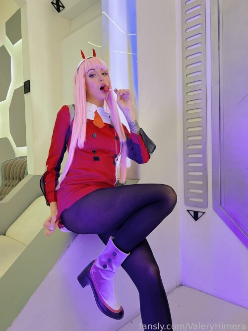 45---Zero-Two12d9b690499b615b.jpg