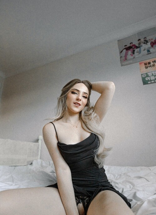 princess_lolaa/Goddess Seraphina Nude Leaked Onlyfans Photo