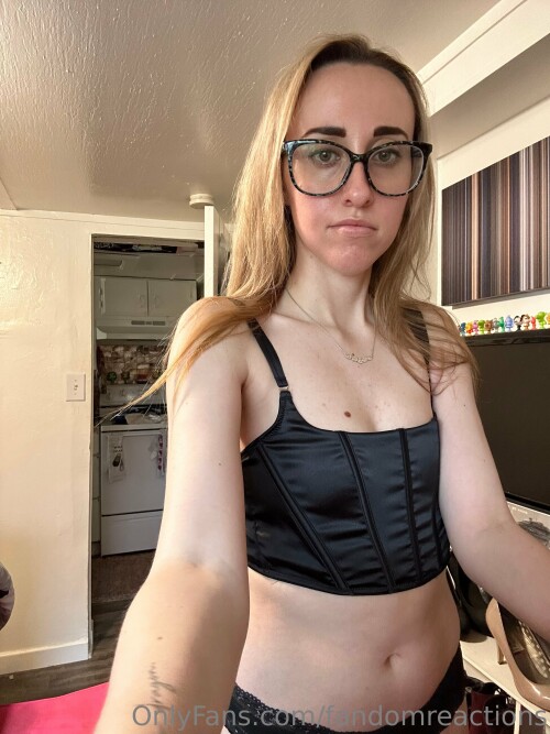 FandomReactions Nude Leaked Onlyfans Photo FandomReactions Nude Leaked Onlyfans Photo