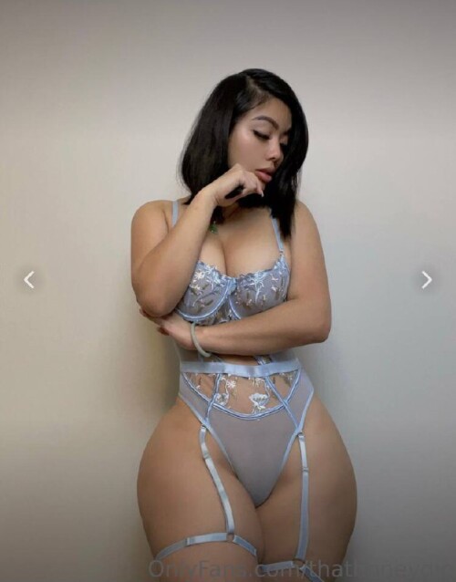 ThatHoneyDip Nude Leaked Onlyfans Photo ThatHoneyDip Nude Leaked Onlyfans Photo