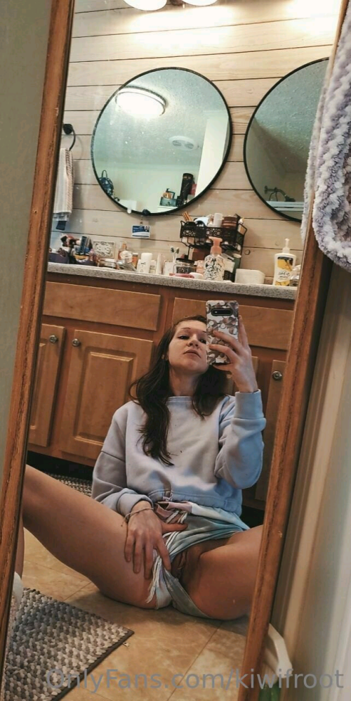 Kiwifroot Nude Leaked Onlyfans Photo Kiwifroot Nude Leaked Onlyfans Photo