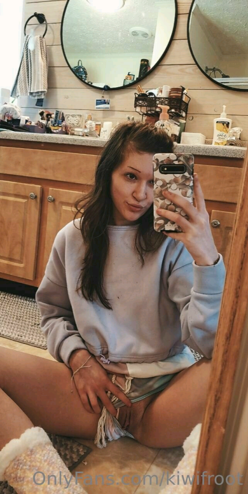 Kiwifroot Nude Leaked Onlyfans Photo Kiwifroot Nude Leaked Onlyfans Photo